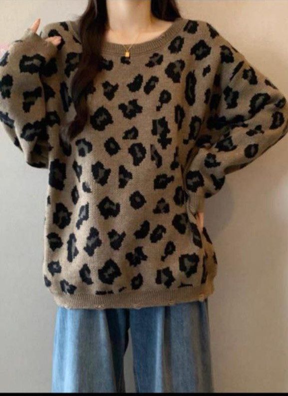 بافت  یقه قایقی پلنگی زنانه مدل ازاد و راحت