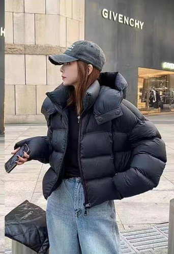 کاپشن پفی دکمه مگنتی زنانه